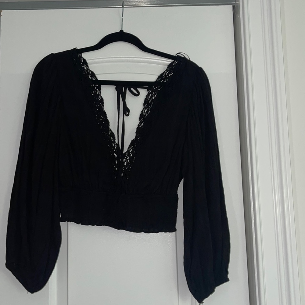Black crop top